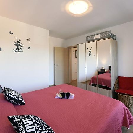 Apartments Rudy ヤドラニヴォ エクステリア 写真