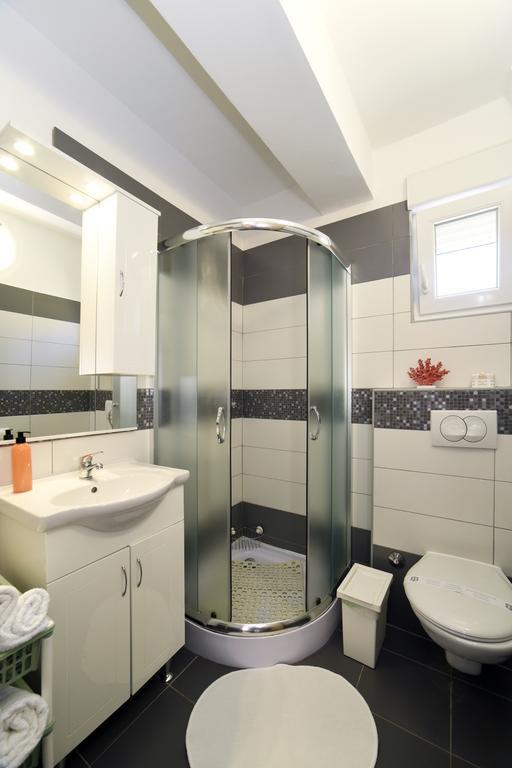 Apartments Rudy ヤドラニヴォ エクステリア 写真